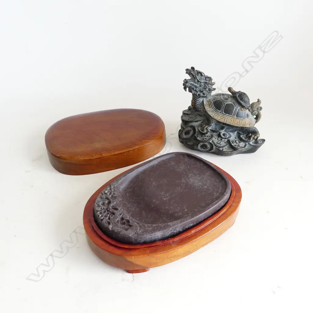 A WOODEN CASED INK STONE & FENG SHUI DRAGON H.100mm Image 1++