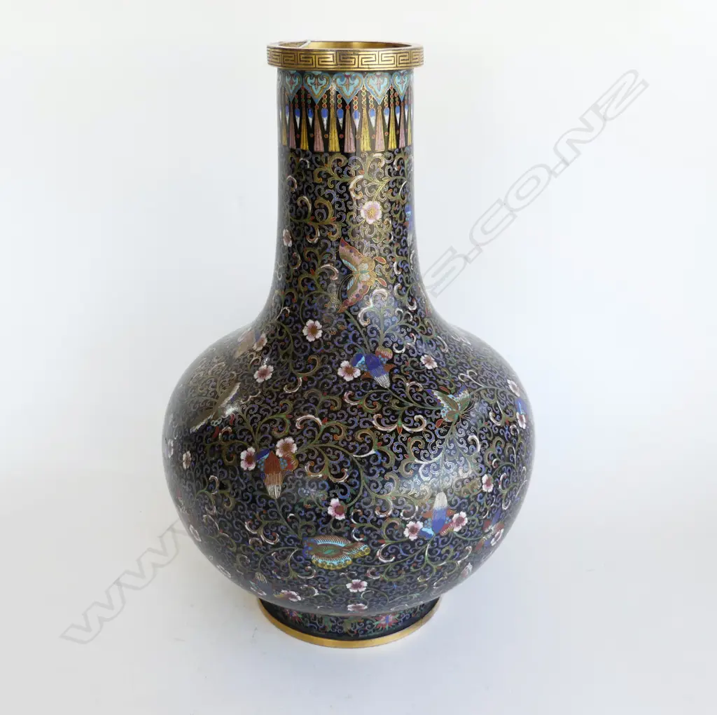 LG BLACK CLOISONNE VASE H.450mm Image 1++