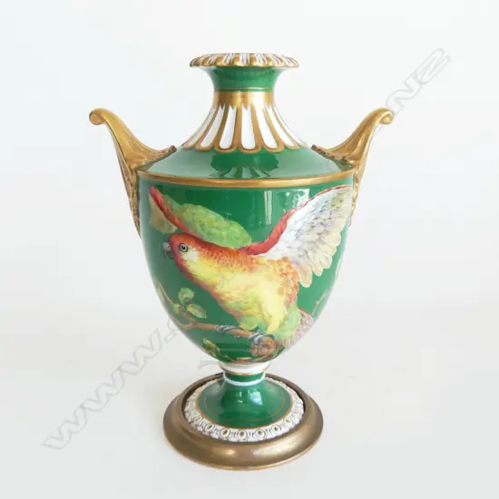ROYAL CROWN DERBY GREEN VASE w BIRD H.215mm