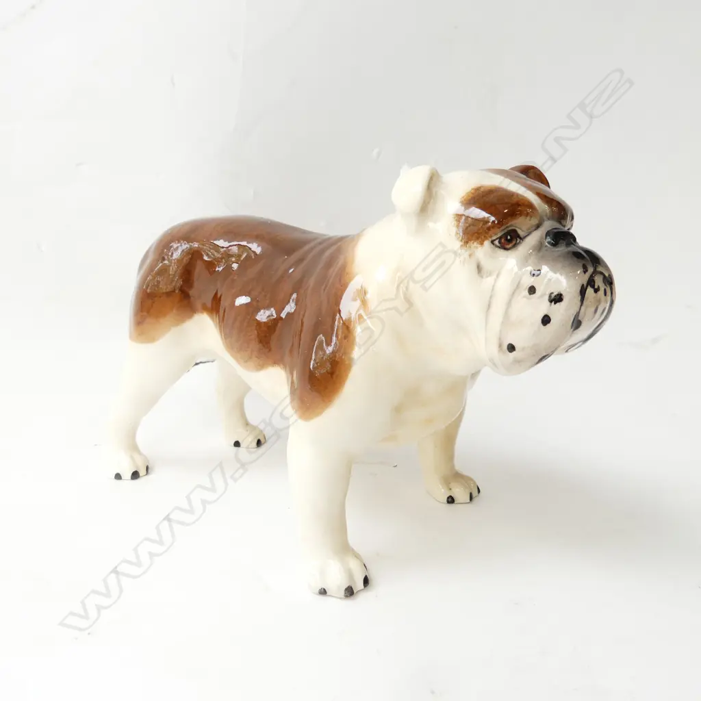 BESWICK BULLDOG ORNAMENT L.200mm Image 1++
