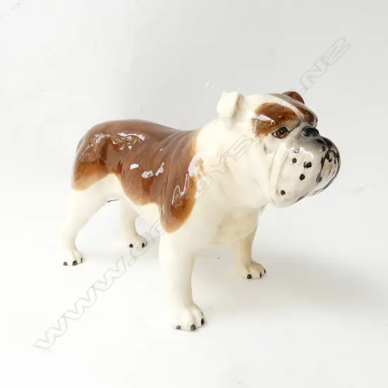 BESWICK BULLDOG ORNAMENT L.200mm
