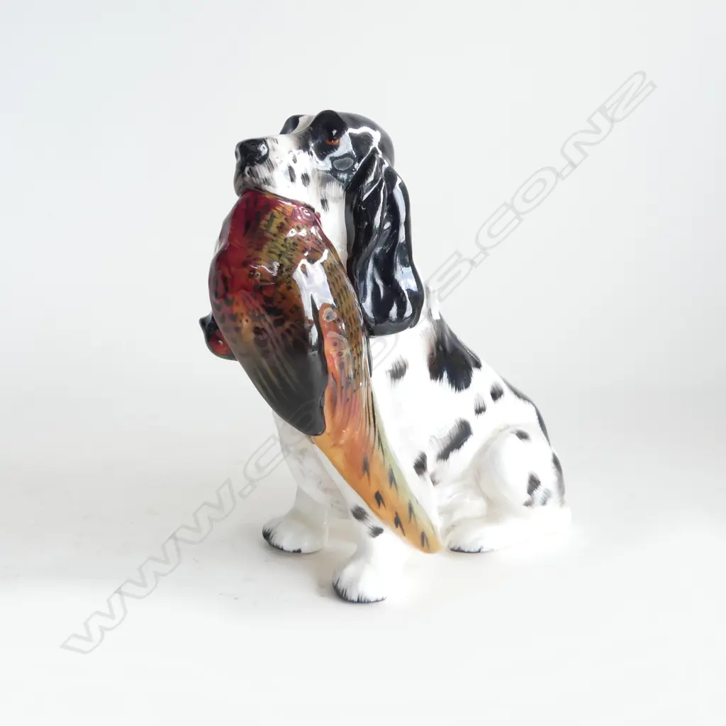 ROYAL DOULTON SPANIEL w. PHEASANT H.135mm Image 1++