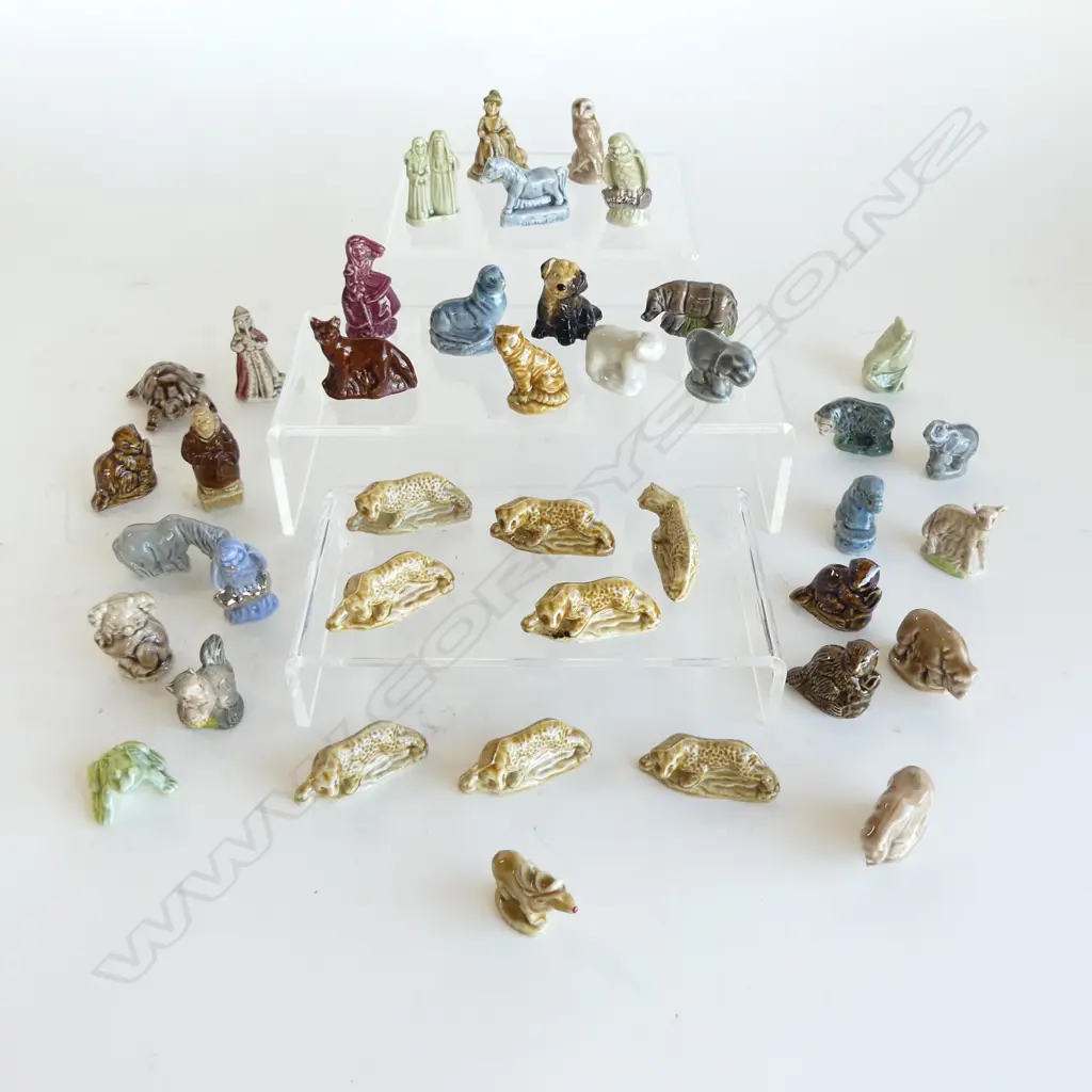 COLLECTION WADE WHIMSEYS ORNAMENTS 40PCES Image 1++