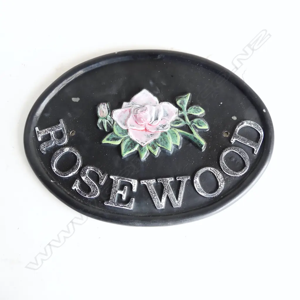 VINTAGE METAL WALL PLAQUE 'ROSEWOOD' L.350mm Image 1++