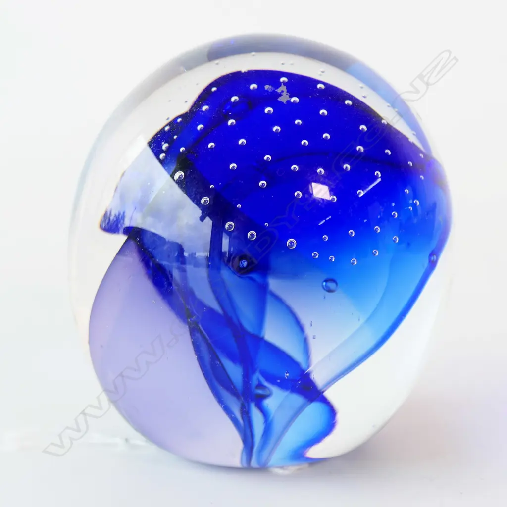 PETER RAOS PAPERWEIGHT, 1993 H.85mm Image 1++