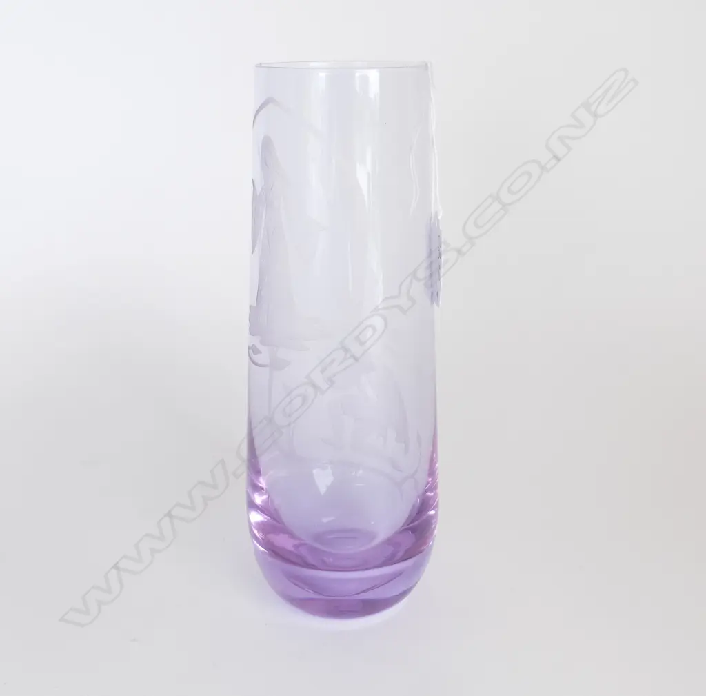 VINTAGE CAITHNESS ETCHED VASE, ROMEO & JULIET, H.230mm Image 1++