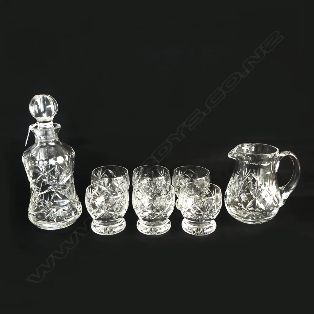 8 PCES CRYSTAL; 6 TUMBLERS H.80mm + DECANTER & JUG Image 1++