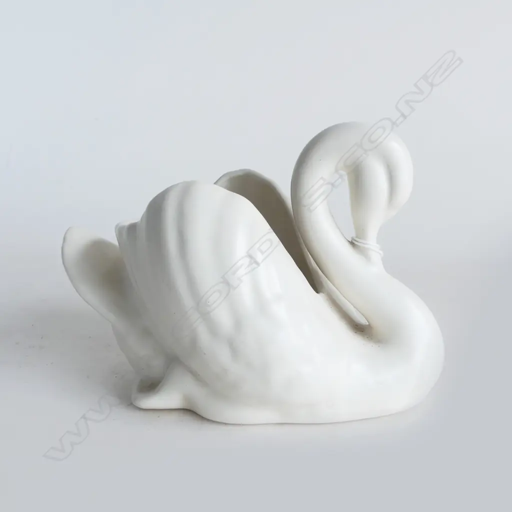 C/LYNN SMALL SIZE WHITE SWAN L140MM Image 1++