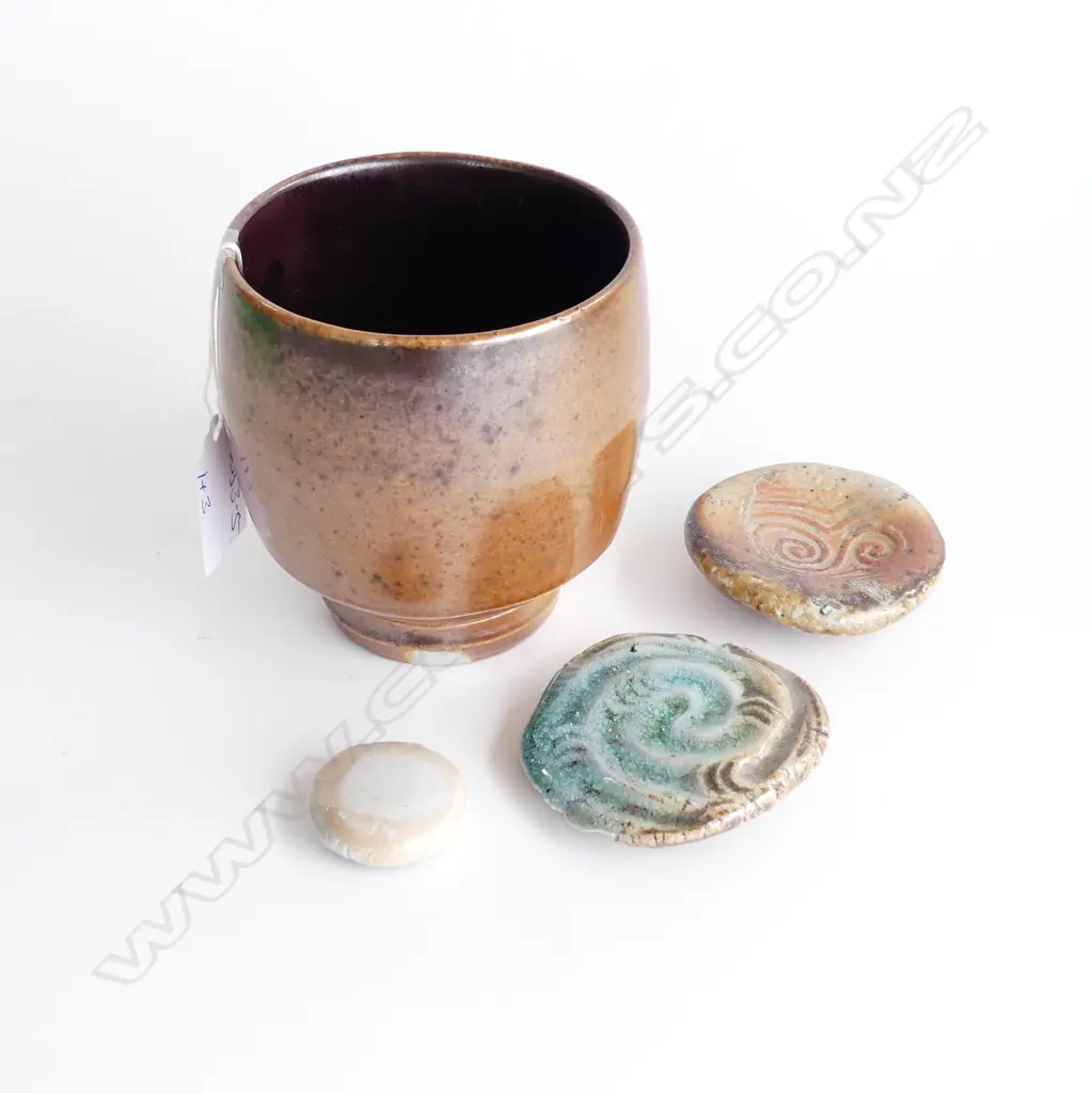 Duncan Shearer stoneware unomi + 3 Mike O'Donnell small pottery touch stones Image 1++