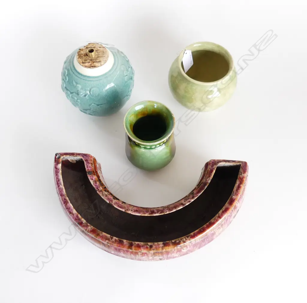 3pces Crown Lynn Trickle Glazed Pottery tallest 90 mm & Crown Lynn Ginger Jar H 120mm plugged with lamp fitting Image 1++