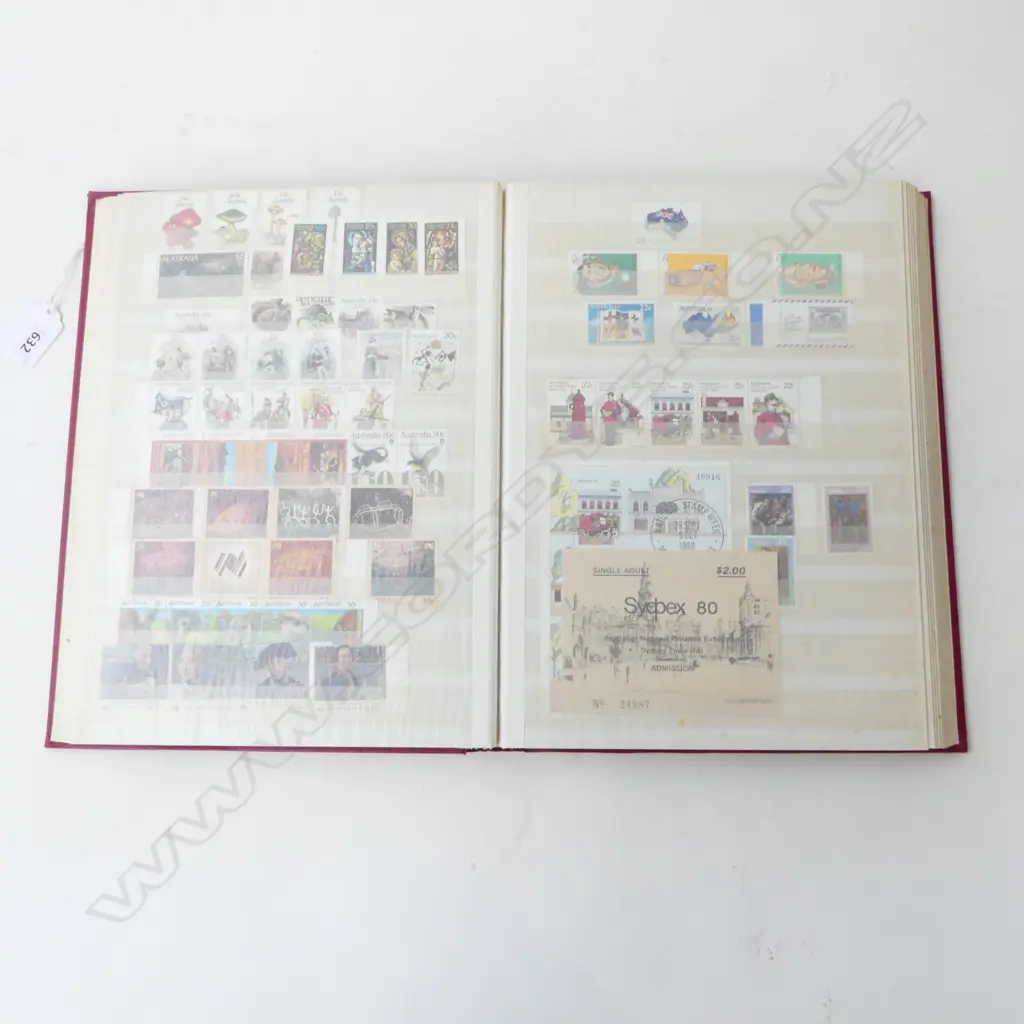 WORLD STAMP ALBUM Image 1++
