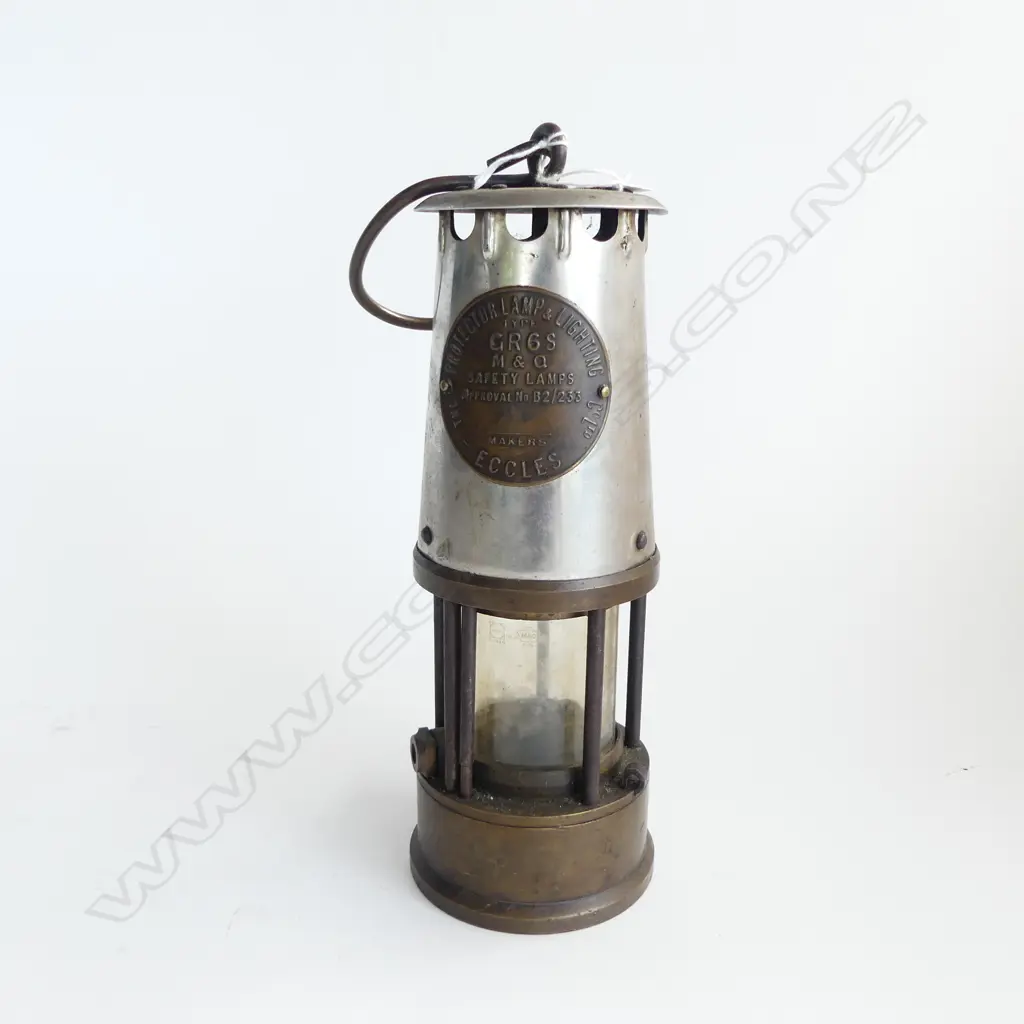 VINTAGE 'ECCLES' MINERS LAMP; H.320mm Image 1++