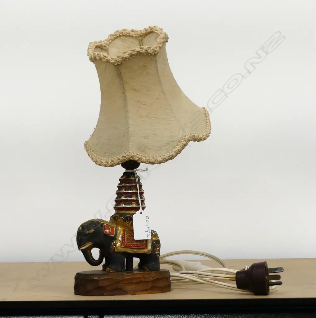VINTAGE ELEPHANT TABLE LAMP H.310mm Image 1++