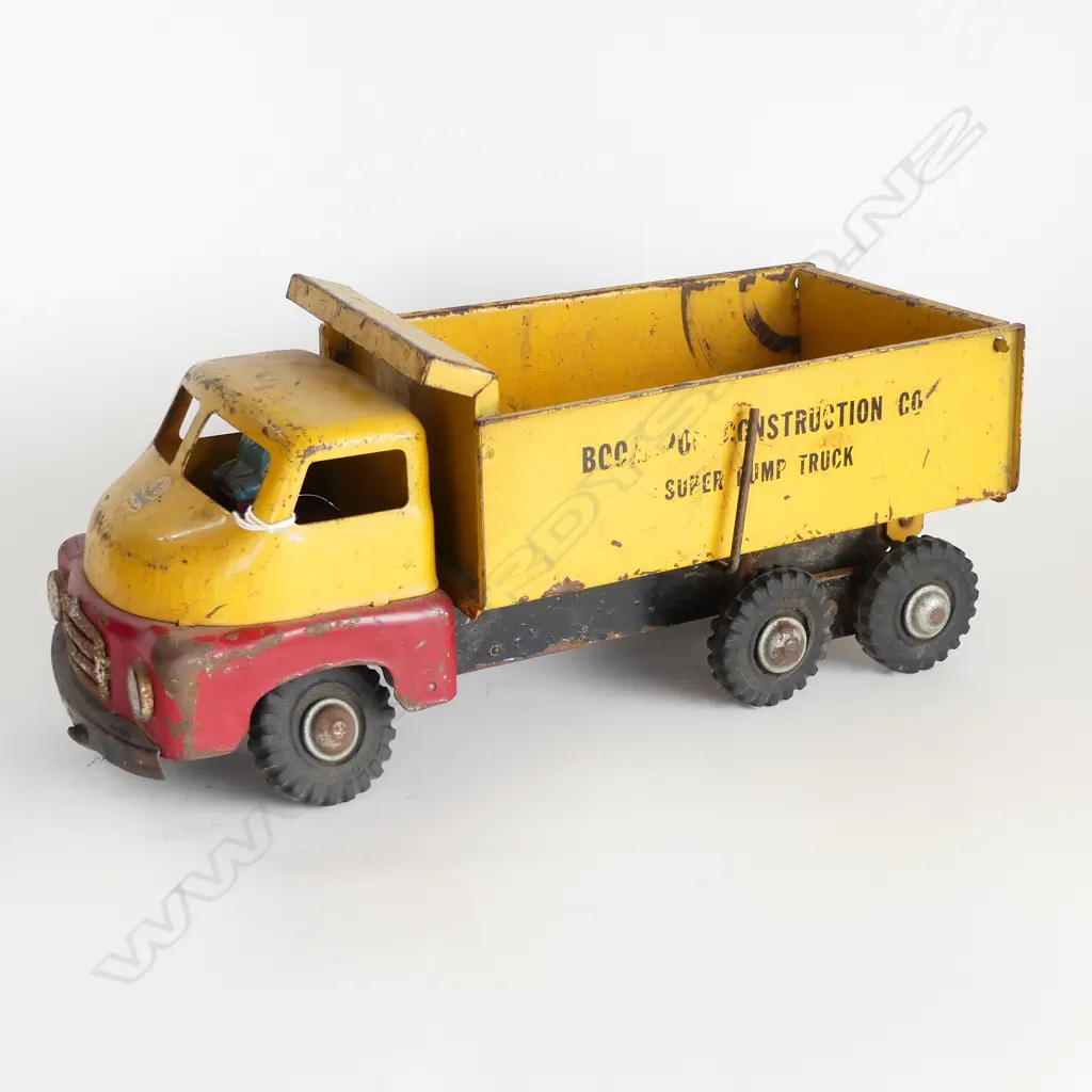 BOOMAROO TOYS (Made in New Zealand) VINTAGE 'SUPER DUMP TRUCK' Labelled. Nicely play worn. L.370mm. Image 1++