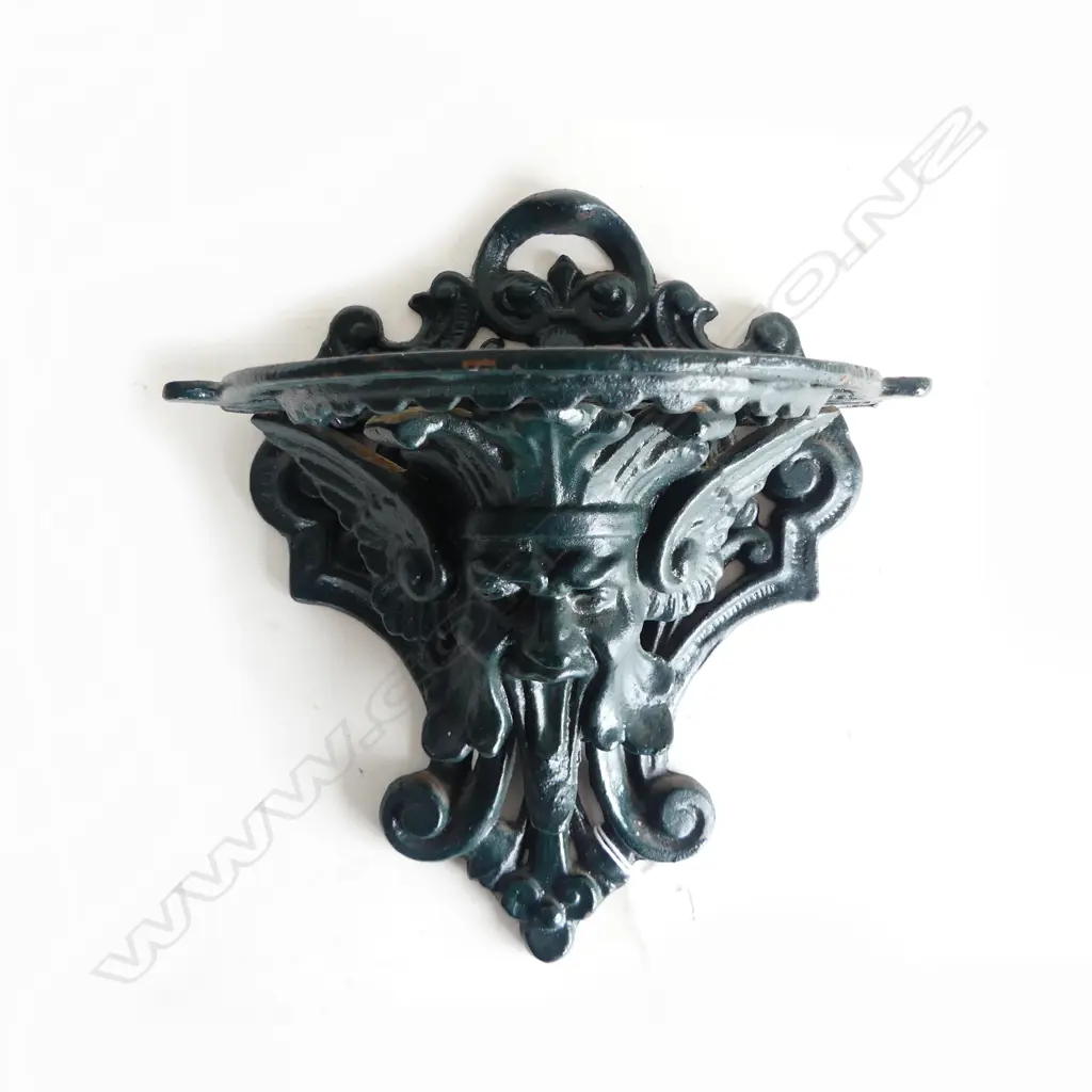 GREEN CAST IRON WALL SHELF H.240mm Image 1++