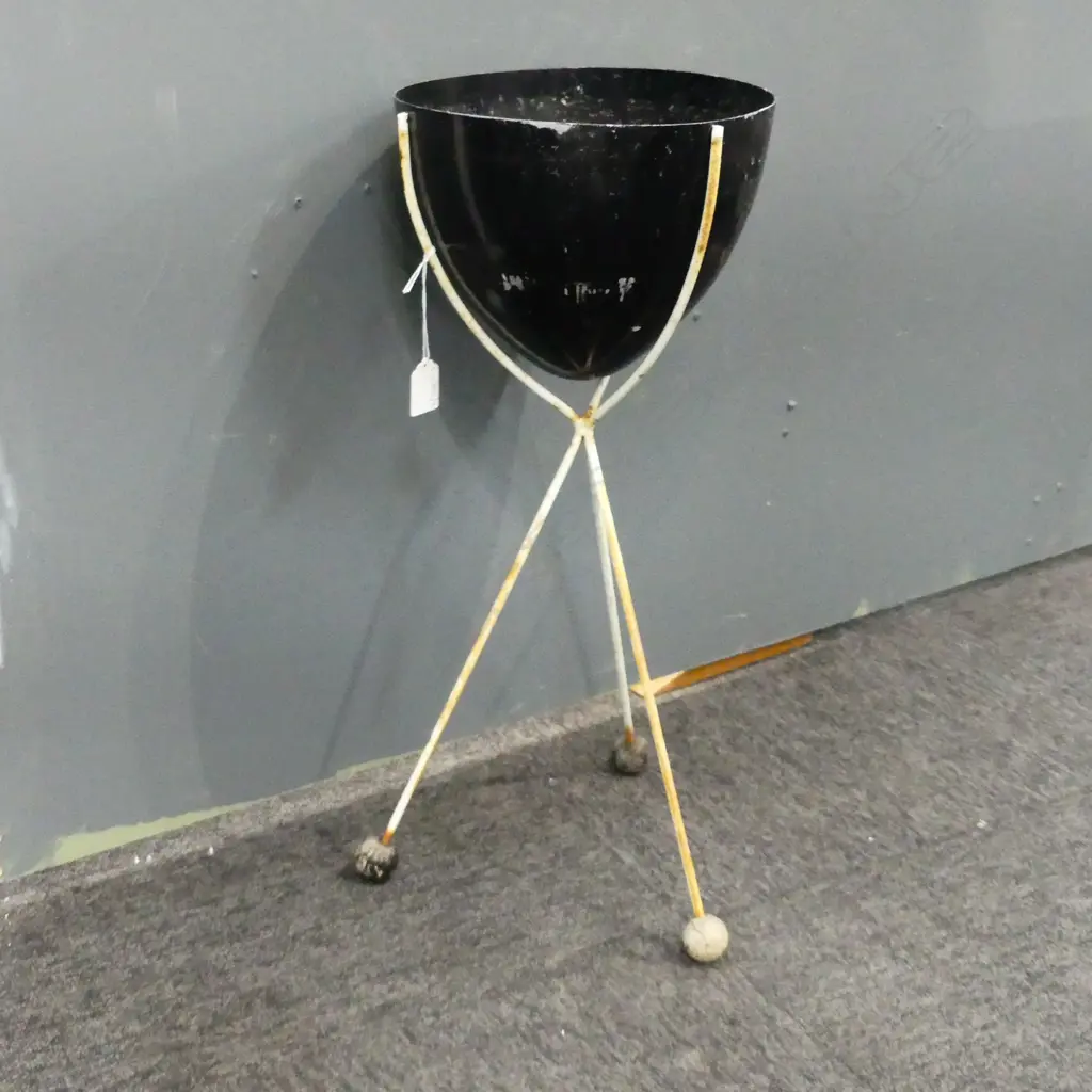 RETRO METAL PLANT STAND H.545mm Image 1++