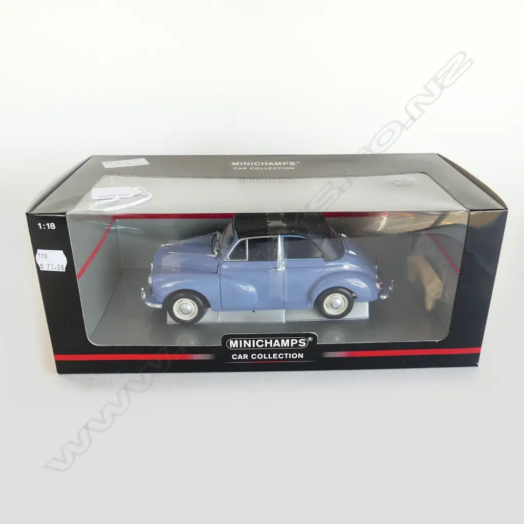 BOXED MINI CHAMPS 1:18 MORRIS MINOR CABRIOLET Image 1++