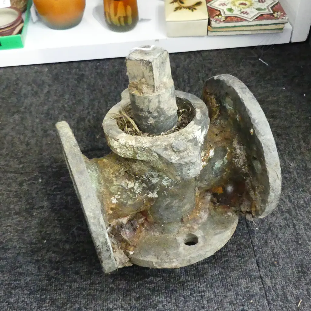 OLD MARINE 3-WAY PIPE & TAPE FITTING possibly from a steam boat Image 1++