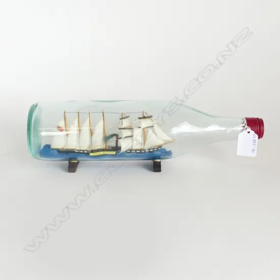 VINTAGE "GREAT BRITAIN" STEAM & SAIL SHIP IN BOTTLE; L.290mm