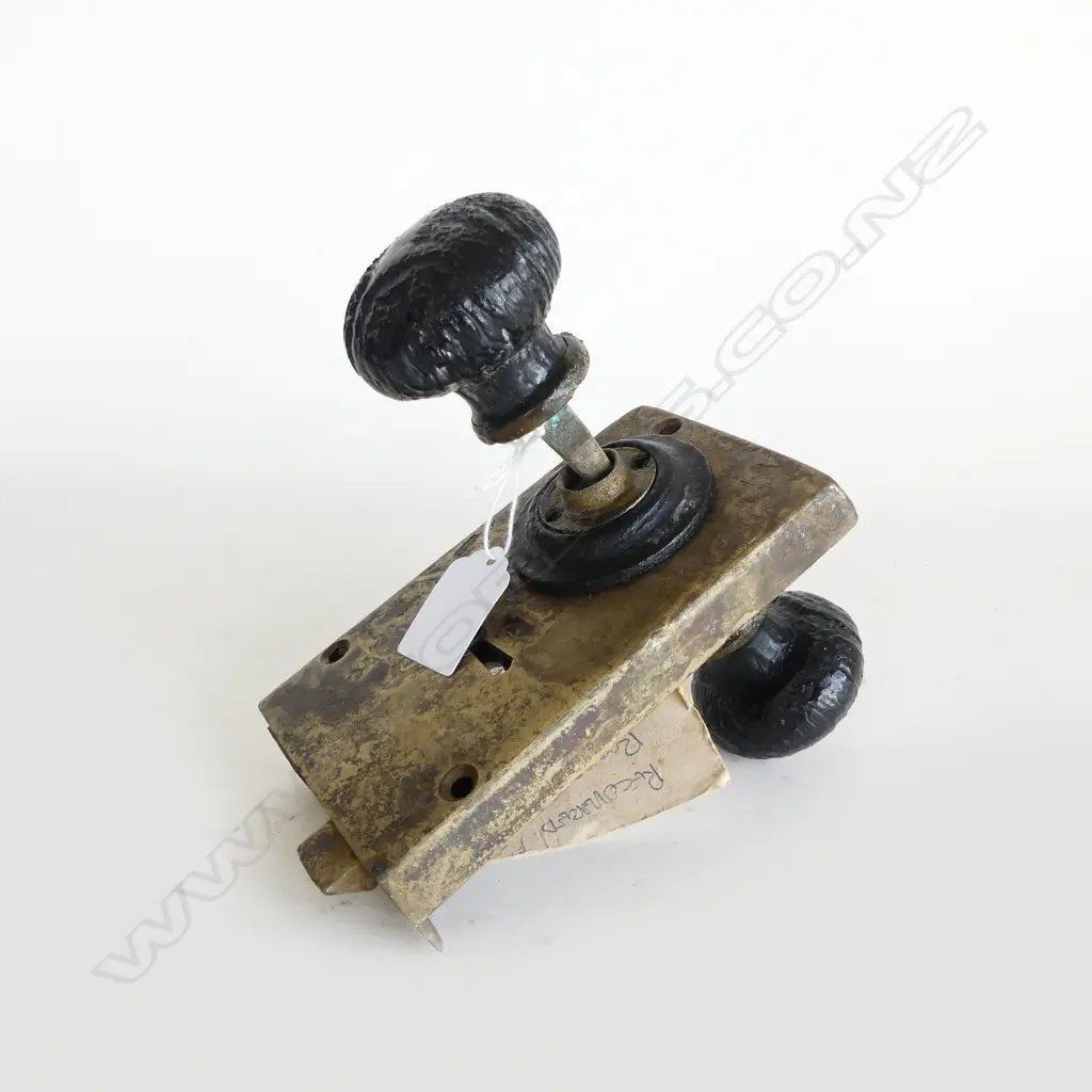 CABIN DOOR LOCK FROM WAIKARE SHIPWRECK 1910 RECOVERED 1986 L.155mm Image 1++