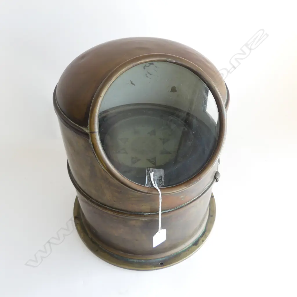 LARGE ANTIQUE COPPER CASED BINNACLE COMPASS FROM TE-WAI-POUNAMU H.250 Dia.310mm Image 1++