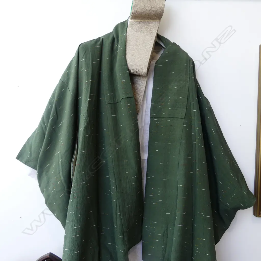 VINTAGE JAPANESE SILK KIMONO w. HANDSTITCHED COTTON UNDERGARMENT & 2 BELTS  Image 1++