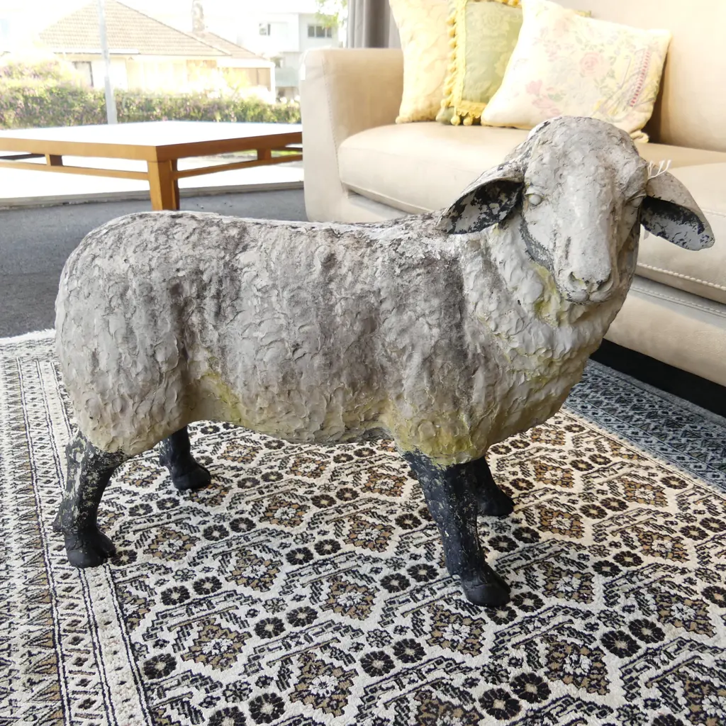PLASTIC SHEEP ORNAMENT L.740mm Image 1++