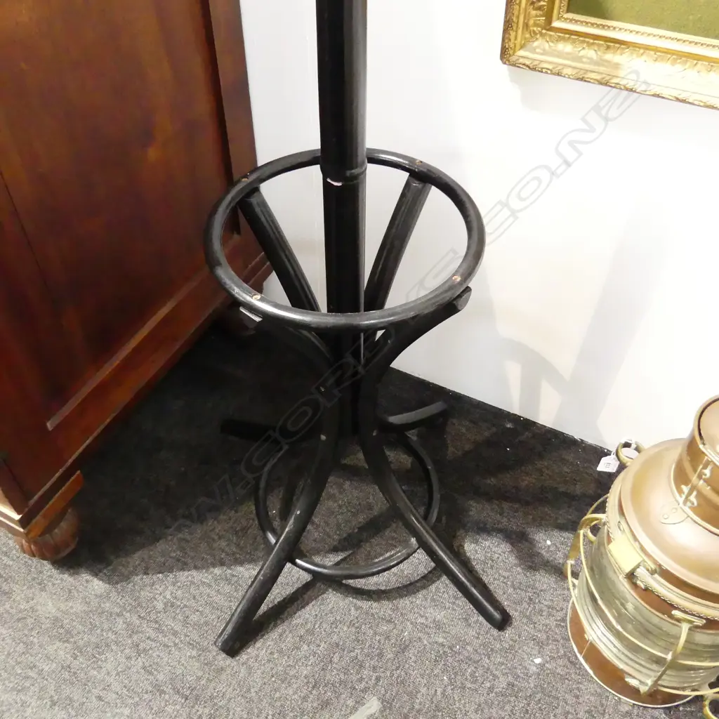 WOOD COAT STAND H.1850mm Image 1++