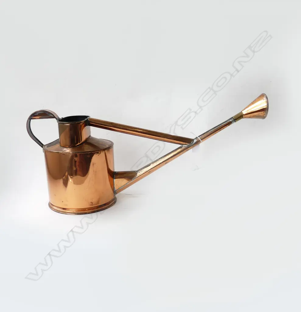 BRASS WATERING CAN L.690mm Image 1++