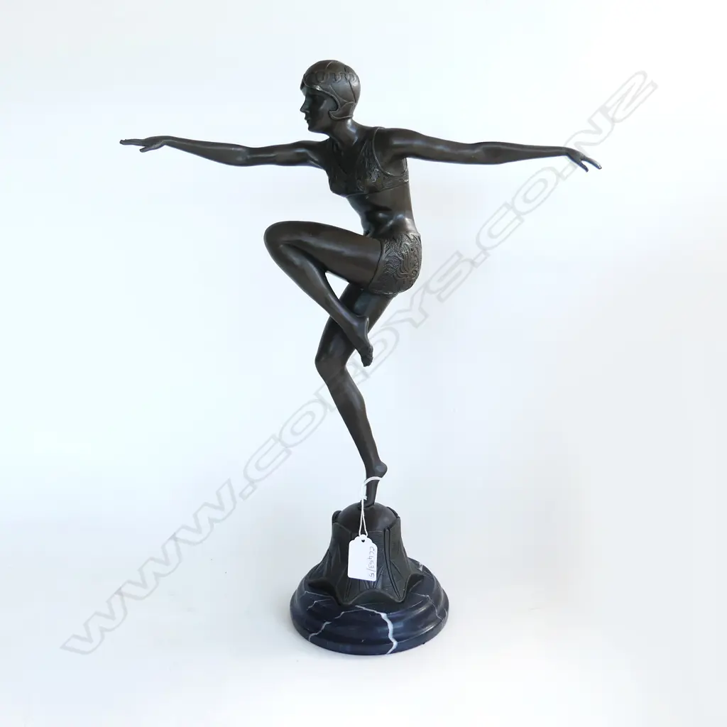 DECO STYLE BRONZE FIGURE AFTER CHIPARUS H.445mm Image 1++