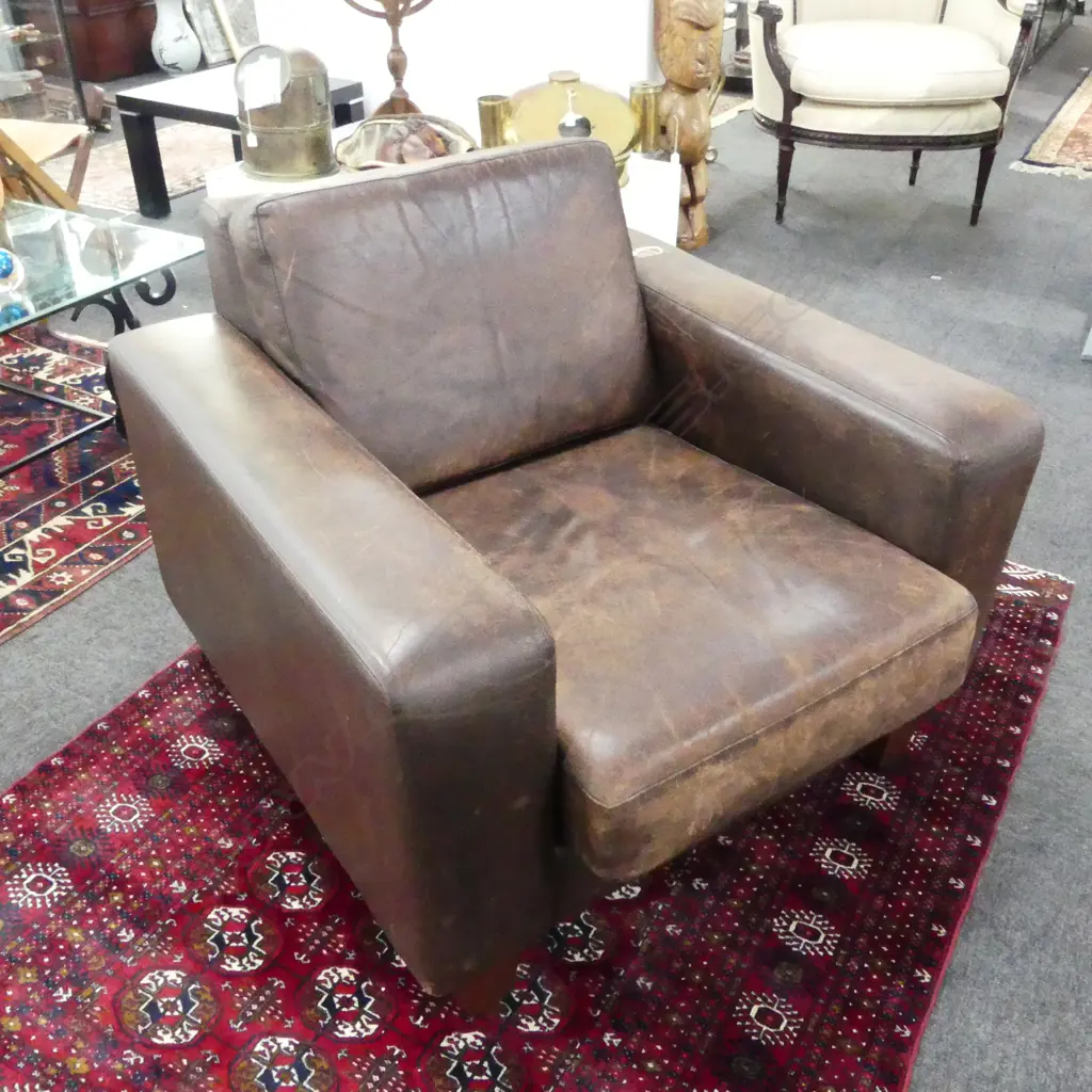 BROWN LEATHER ARMCHAIR 930x920x700mm Image 1++