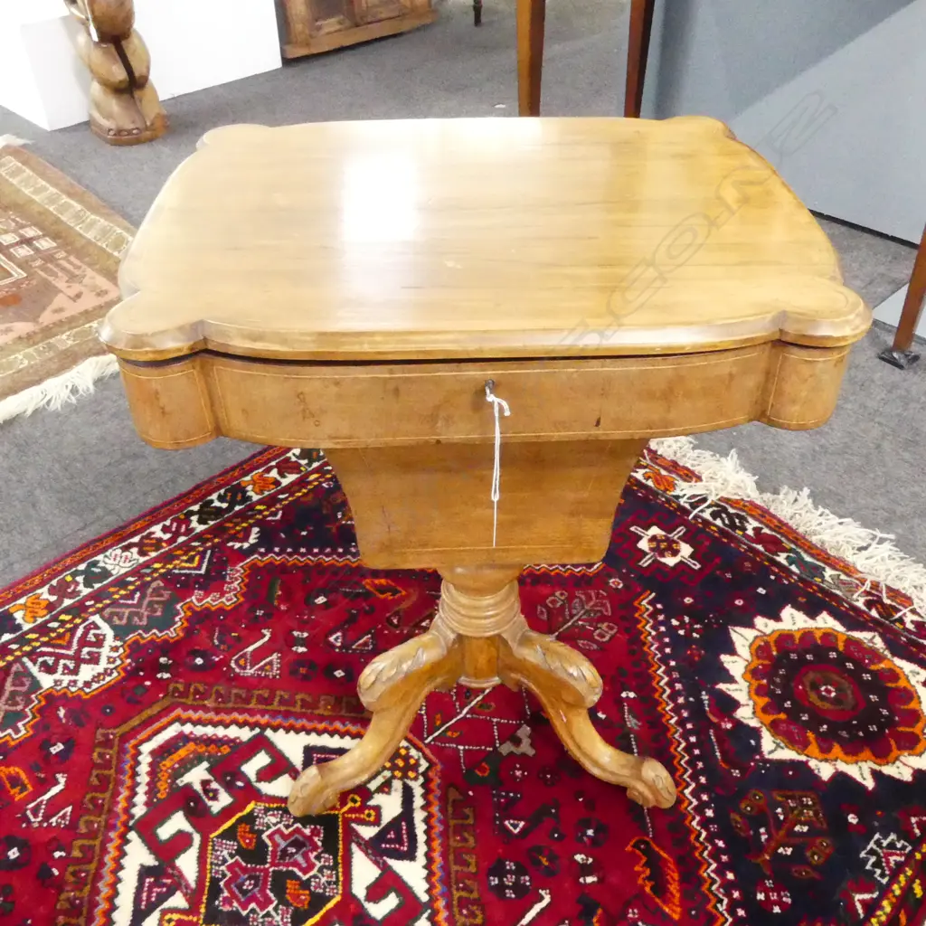 VICTORIAN SEWING TABLE 500x390x640mm Image 1++
