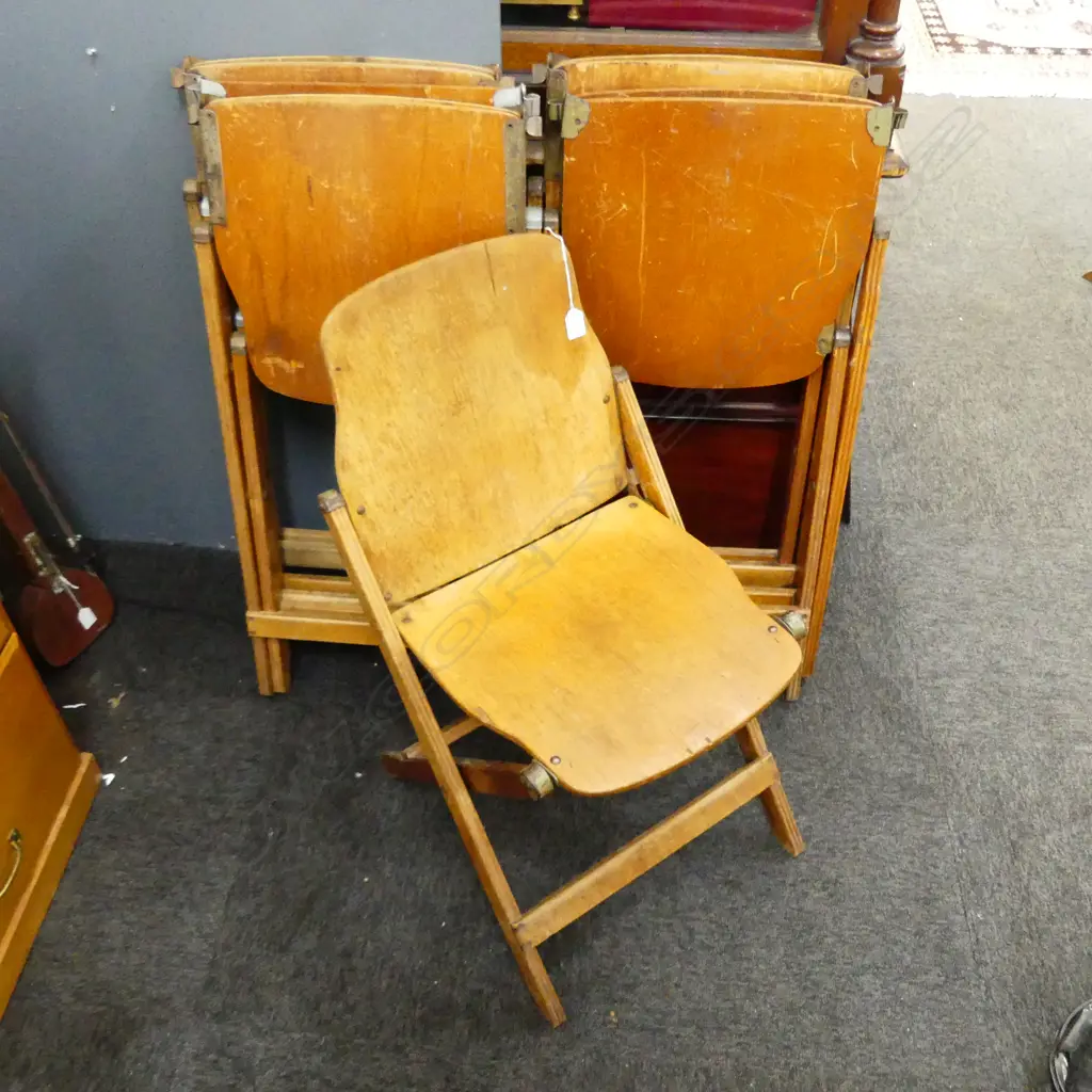 6 STORKLINE PLYWOOD FOLDING CHAIRS Image 1++
