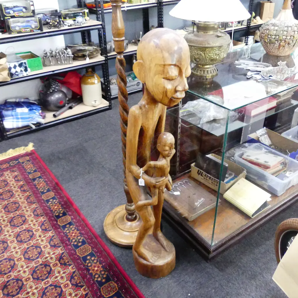 TALL CARVED WOODEN FIGURE w. CHILD H.1250mm Image 1++