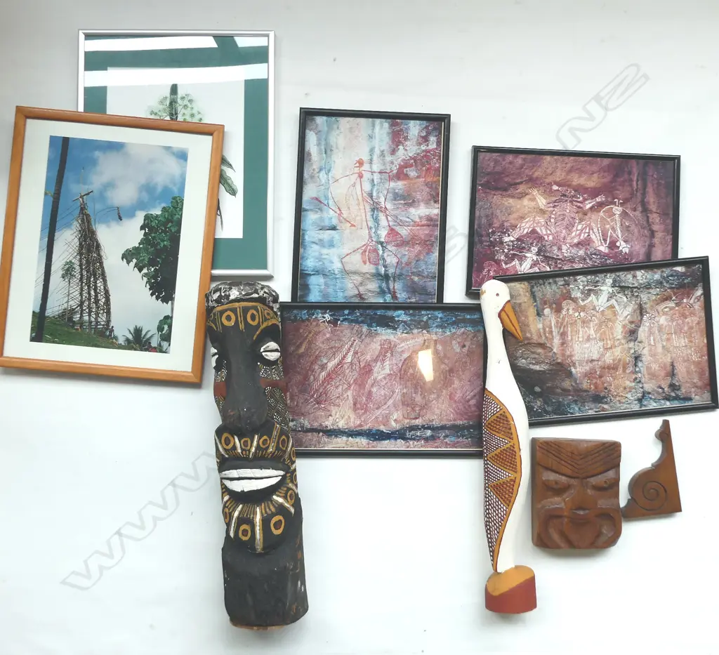 CARVED MOAI FIGURE, PAINTED BIRD ORNAMENT H.470mm, 4 ABORIGINAL PRINTS, etc Image 1++
