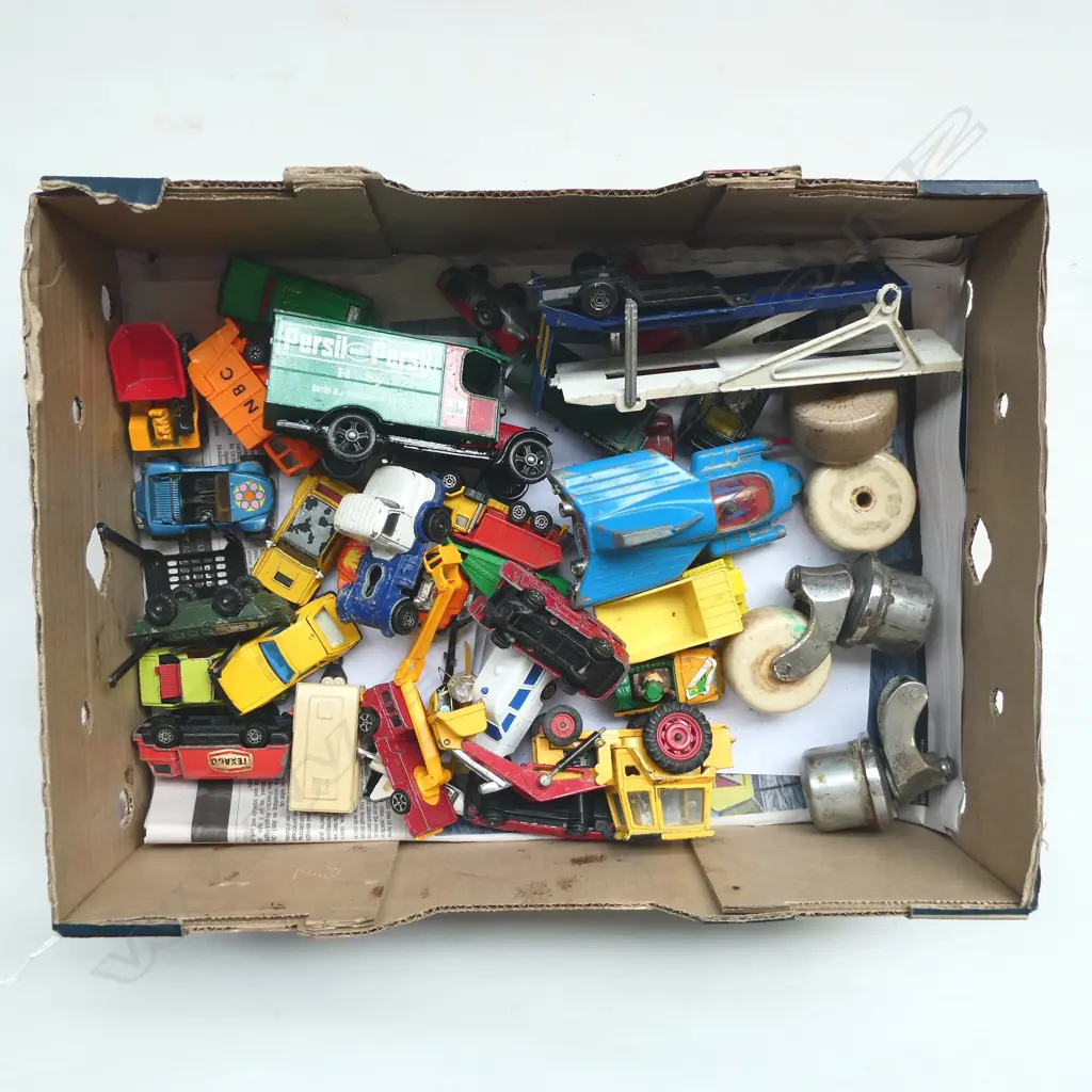 MODEL CARS; CORGI ETC Image 1++
