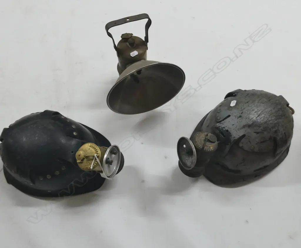 2 BRITISH MINER HELMETS WITH PIT PONY LAMP H.210mm Image 1++
