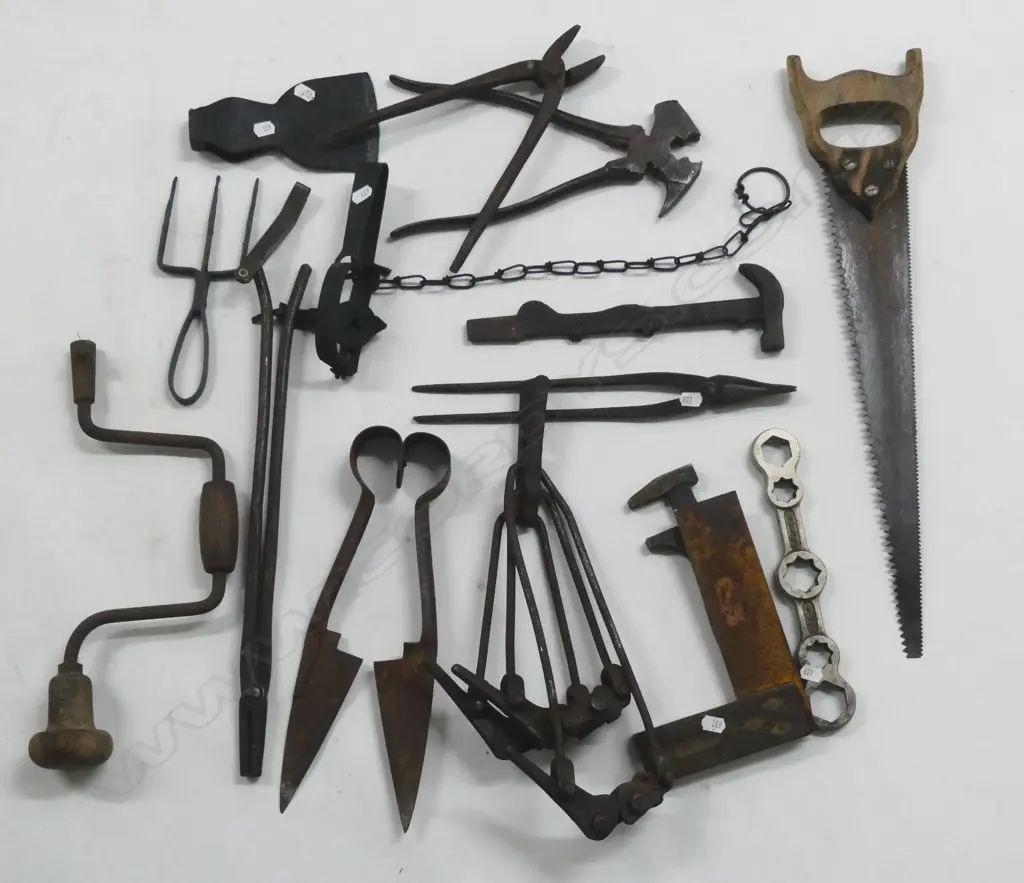 ASST. VINTAGE TOOLS; MEASURE, SAW etc Image 1++