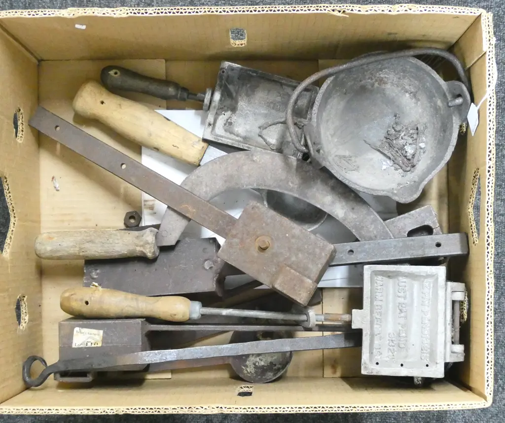 ASST. METAL WORKING TOOLS; FISHING SINKER CASTS, CAULDRON, etc Image 1++