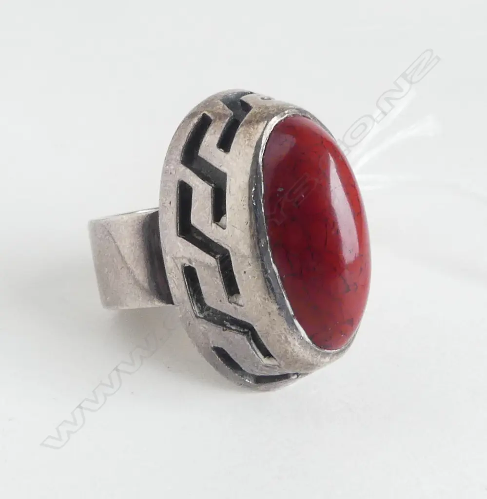 PETER MINTURN VINTAGE SILVER & RED STONE CABOCHON RING SIZE K Image 1++
