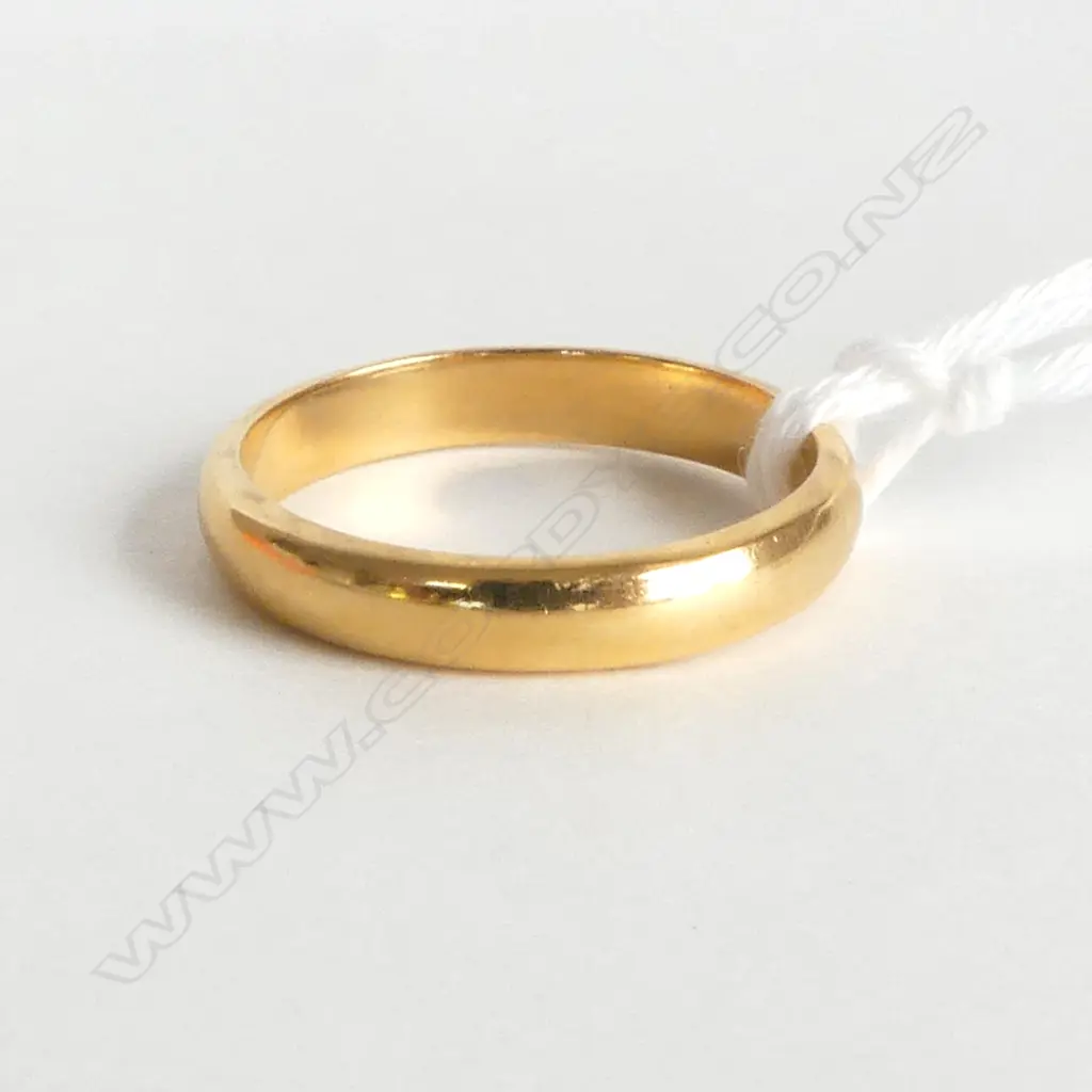 early 20thC 22ct Y/GOLD BAND RING 4.6gms maker PND SIZE P Image 1++