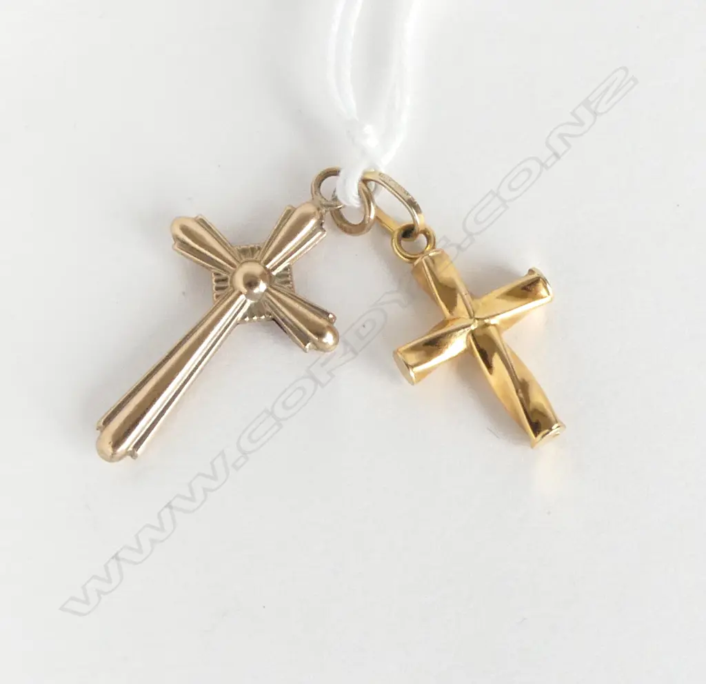 2 GOLD CROSS PENDANTS 9CT & 14CT. 1.76gms Image 1++