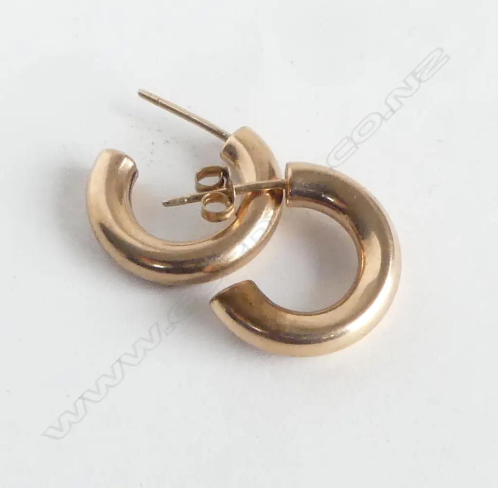 pr 9ct ROSE GOLD HOOP EARRINGS 1 butterfly 2.66gms Image 1++