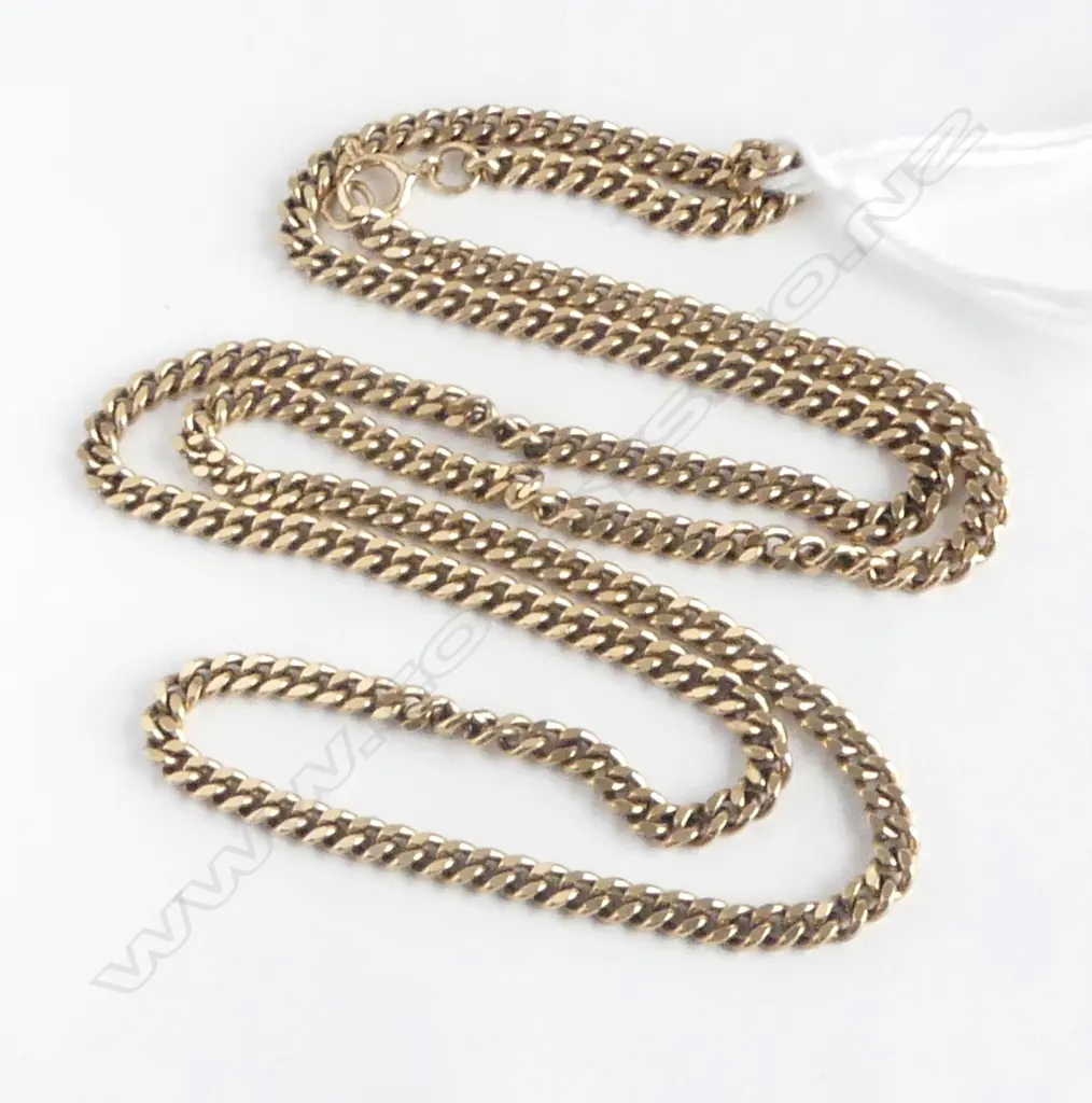 9ct YELLOW GOLD FLATTENED CURB LINK NECK CHAIN L.490mm. 11.4gms Image 1++