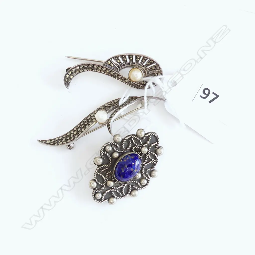 3 SILVER BROOCHES: 2 MARCASITE + 1 LAPIS type w wire & bead decoration Image 1++