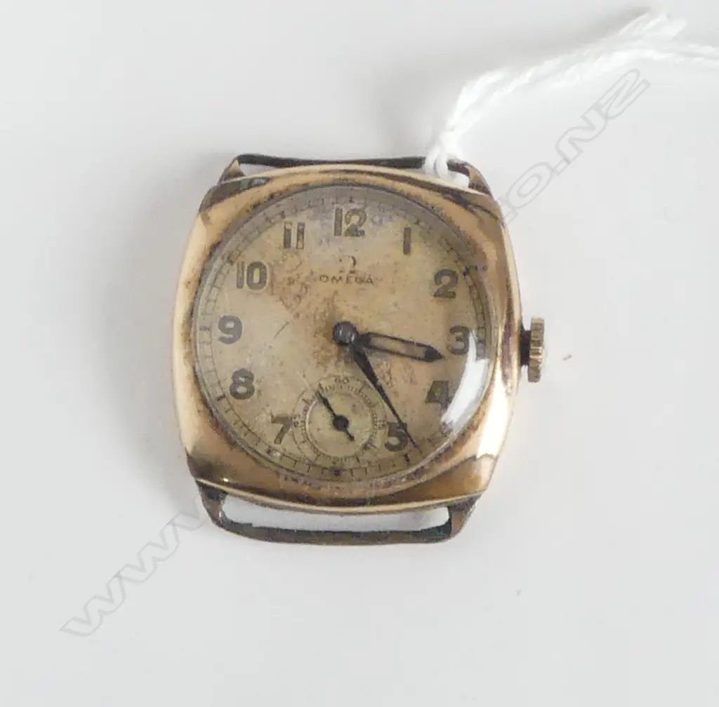 1920's OMEGA GENT'S WRIST WATCH dial named. Running. Gold plate case some wear. Image 1++