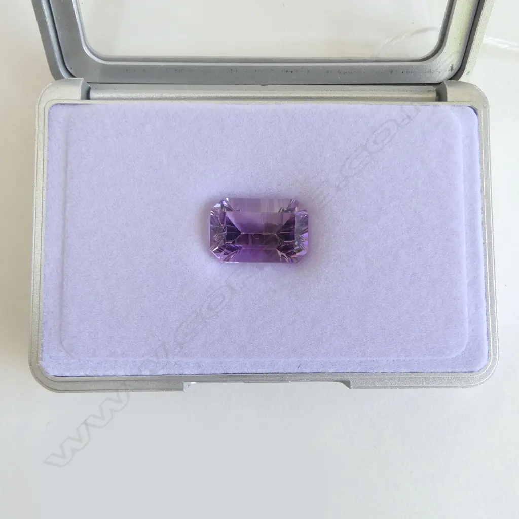 OCTAGON CUT AMETHYST 11.40ct Image 1++