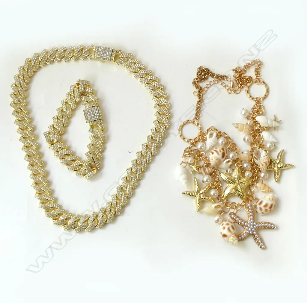 3 PCS NEW COSTUME JEWELLERY  Image 1++