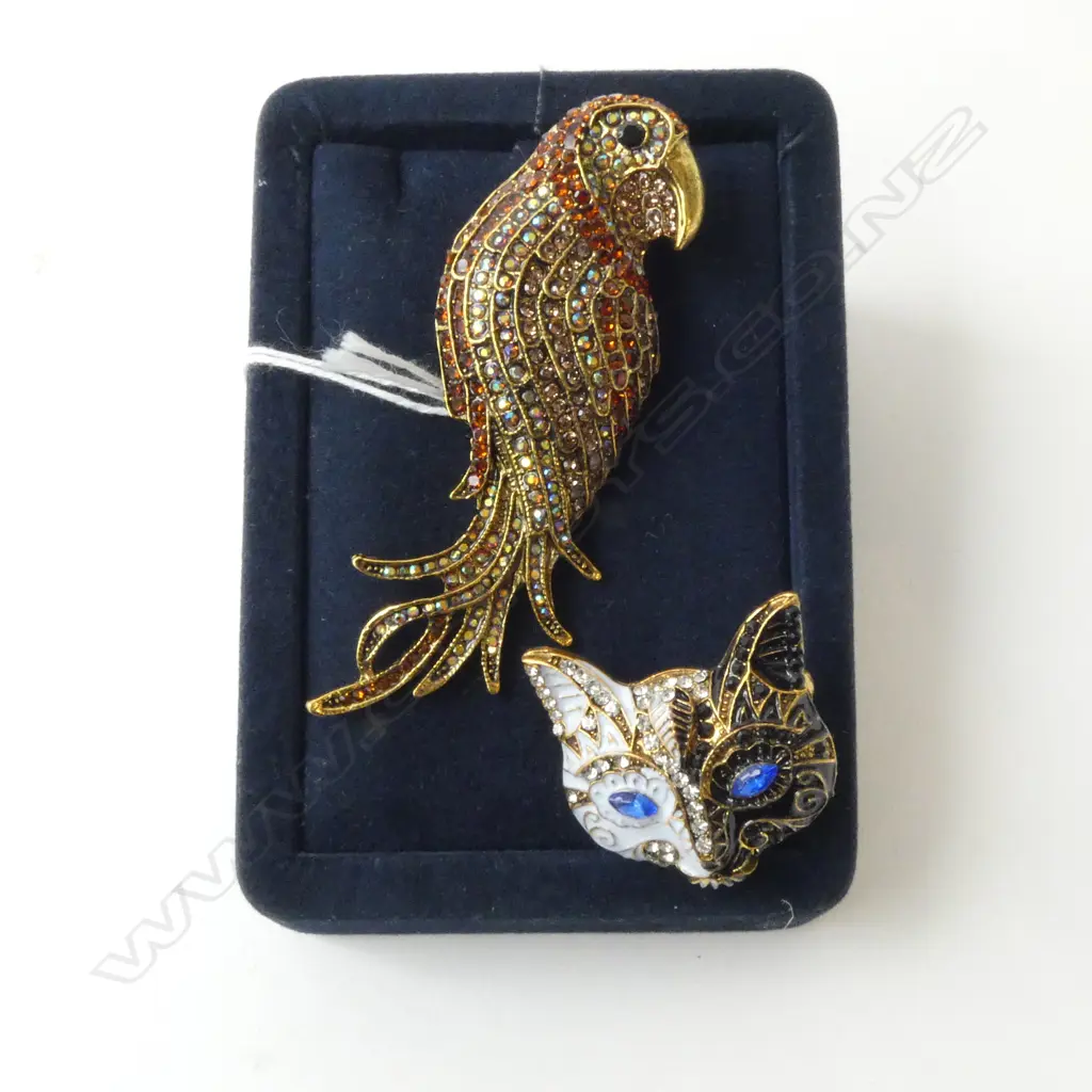 2 BROOCHES; LG PARROT & CAT, BOTH NEW Image 1++