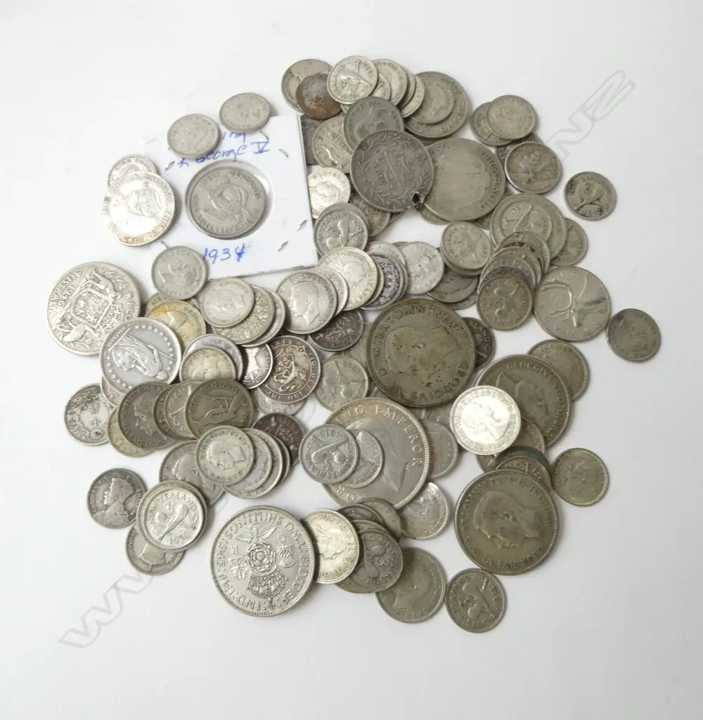 BAG OLD NZ & WORLD COINAGE: 3d's. Shilling etc Image 1++